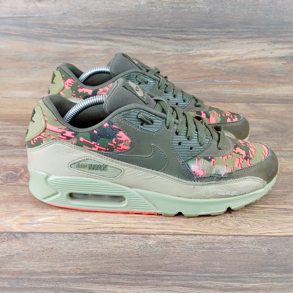 Nike Air Max 90 Digi Camo Olive - Picture 2 of 15